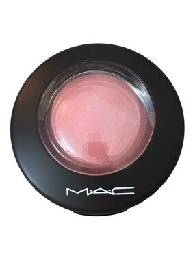 MAC Mineralize Blush NWT | Shade Dainty | Baked Mineral Infused Powder